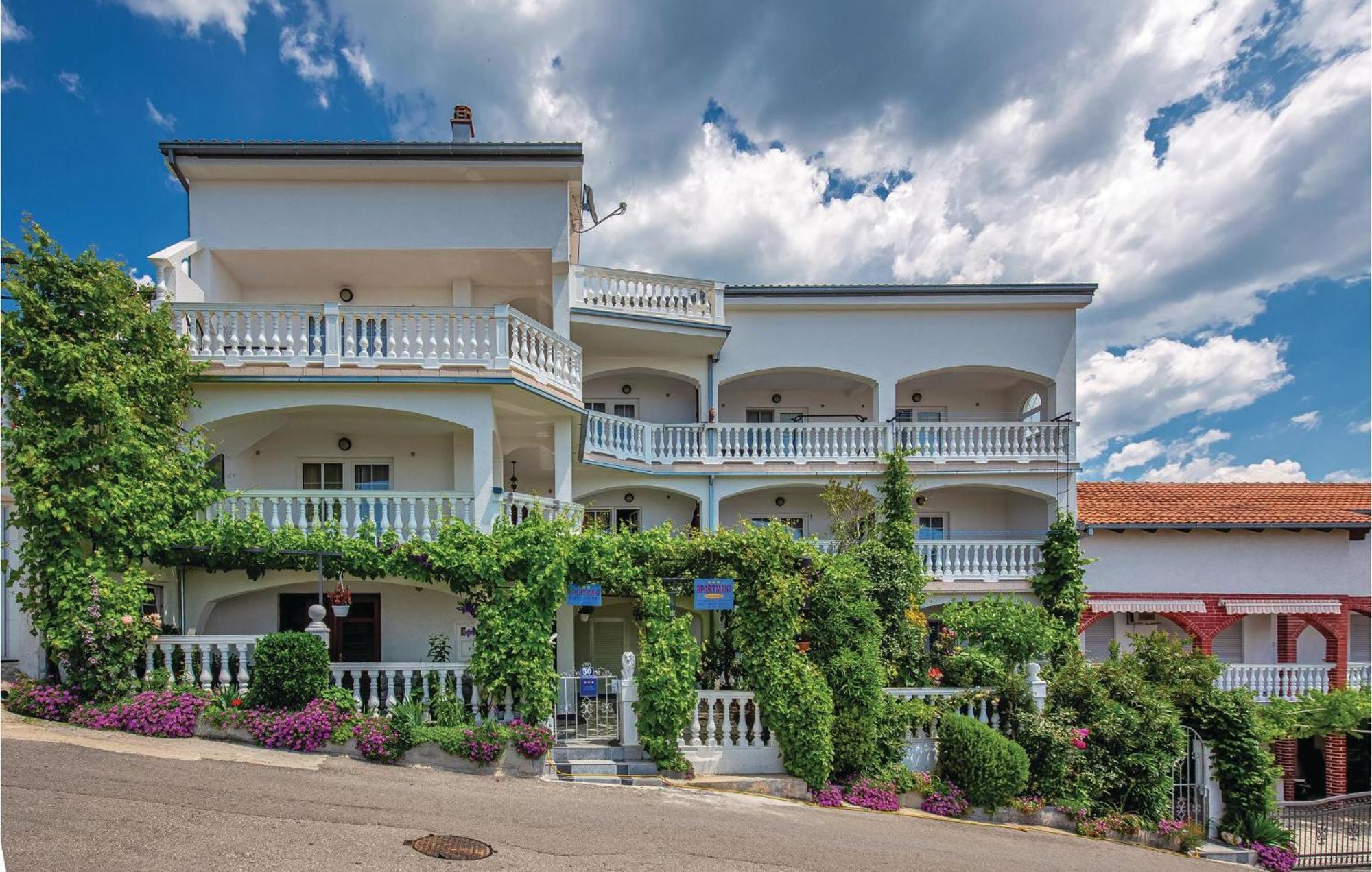 Stunning Apartment In Crikvenica With Wifi Esterno foto