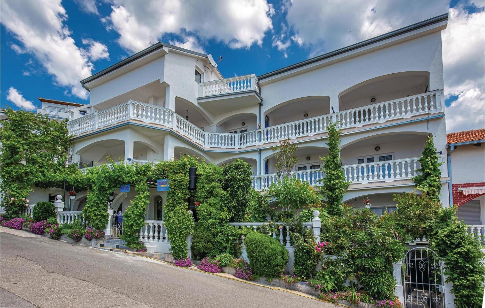 Stunning Apartment In Crikvenica With Wifi Esterno foto